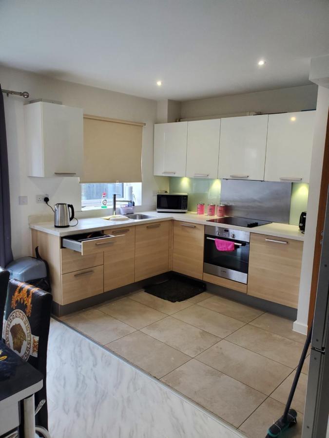 Beautiful & Elegant 2 Bed Room House Manchester Eksteriør billede